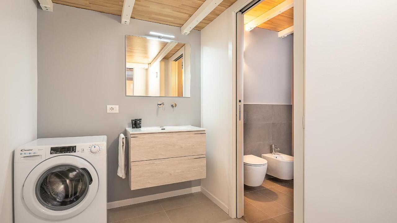 Classbnb - Due Moderni Appartamenti A 1Km Dall'Arco Della Pace Милано Екстериор снимка