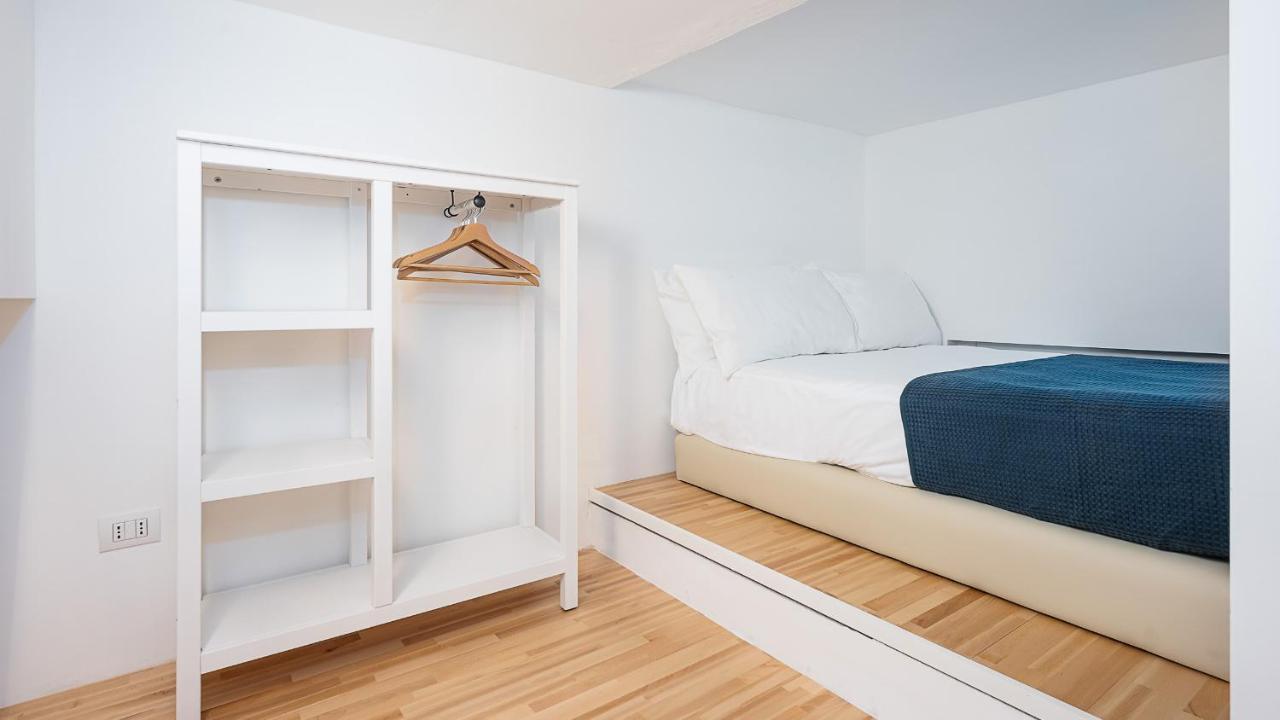 Classbnb - Due Moderni Appartamenti A 1Km Dall'Arco Della Pace Милано Екстериор снимка